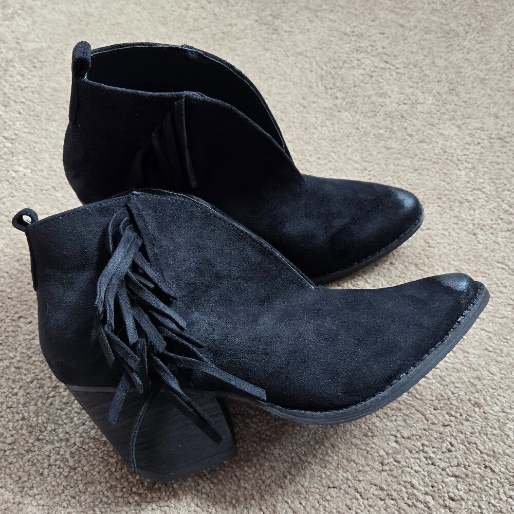 NEW Coconuts by Matisse Black Miranda Fringe Ankle Boot Booties Size 8 M